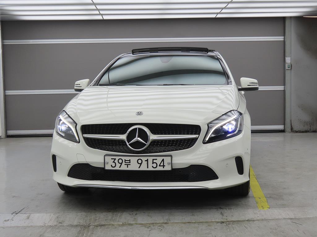 Mercedes Benz A Class - Vista 2