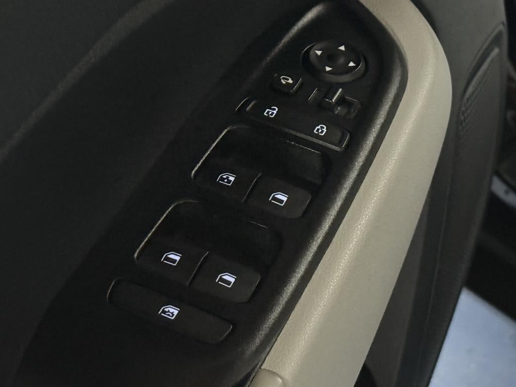 HYUNDAI Venue - Vista 9