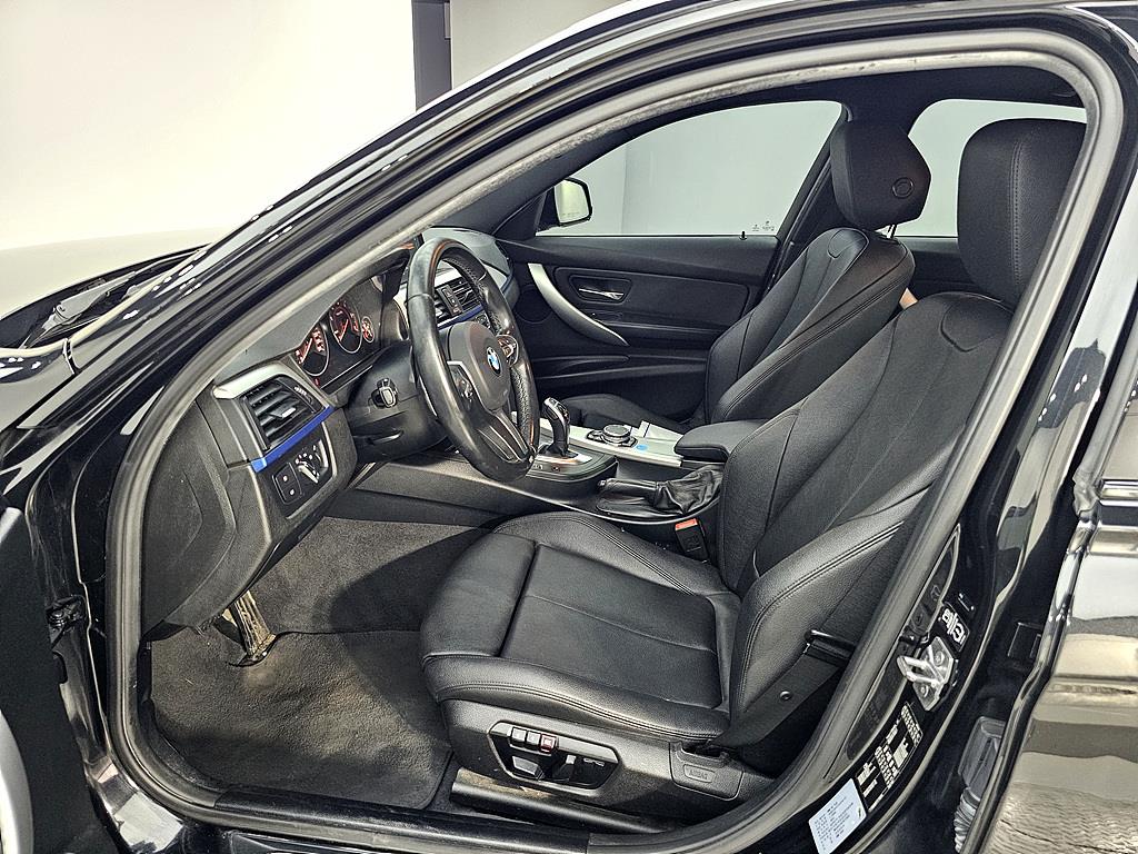 BMW 3 series - Vista 8