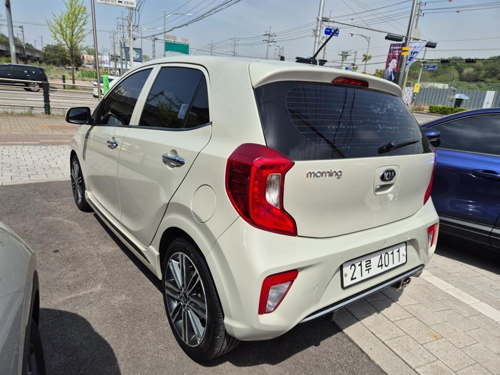 KIA Morning - Vista 6