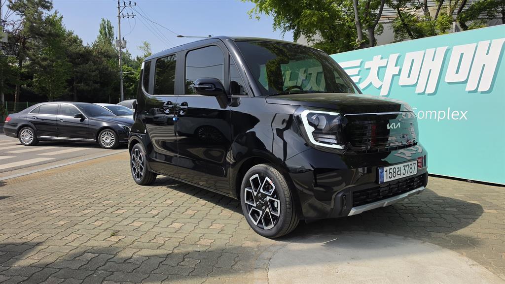 KIA Ray 2026 Negro - Importación desde Corea - HF Imports Iquique - Foto 1