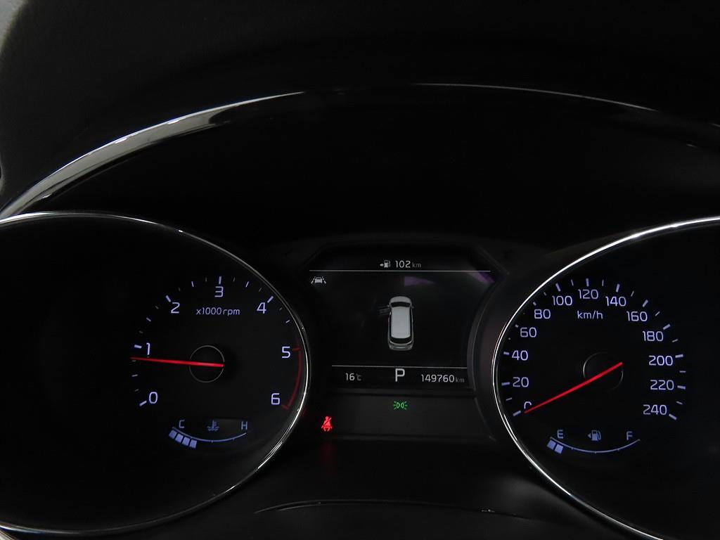 KIA Carnival - Vista 9