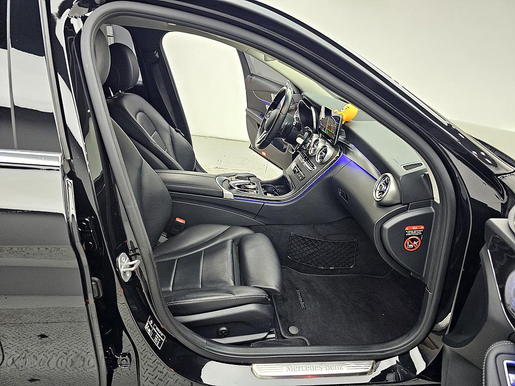 Mercedes Benz C Class - Vista 11