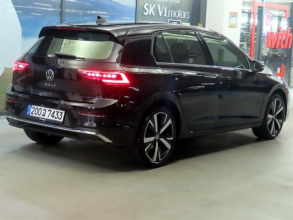 Volkswagen Golf - Vista 4
