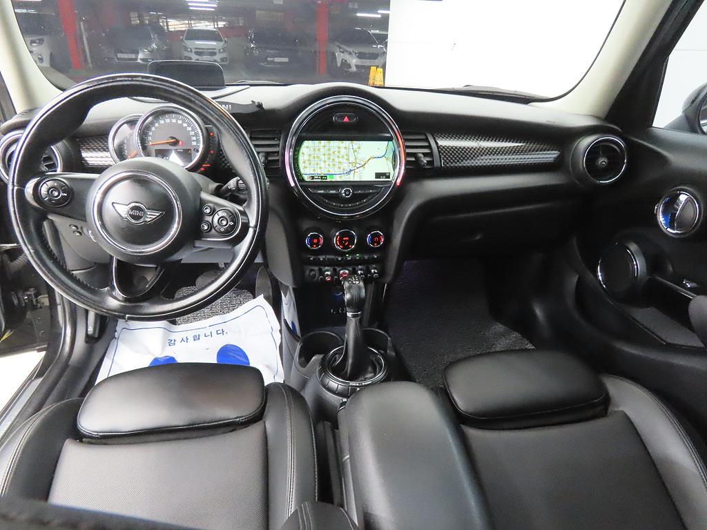 Mini Cooper - Vista 7