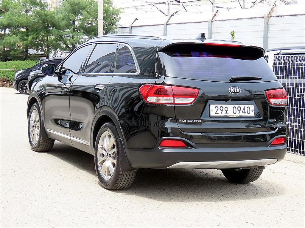 KIA Sorento - Vista 3
