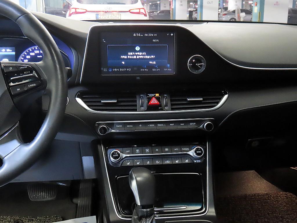 HYUNDAI Grandeur - Vista 11