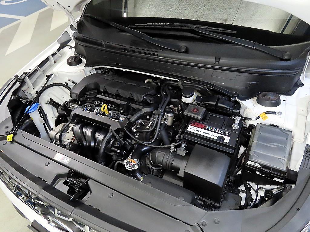 HYUNDAI Venue 2023 Blanco - Importación desde Corea - HF Imports Iquique - Foto 19