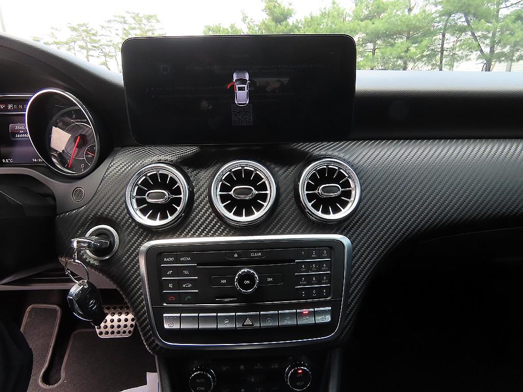 Mercedes Benz A Class - Vista 12