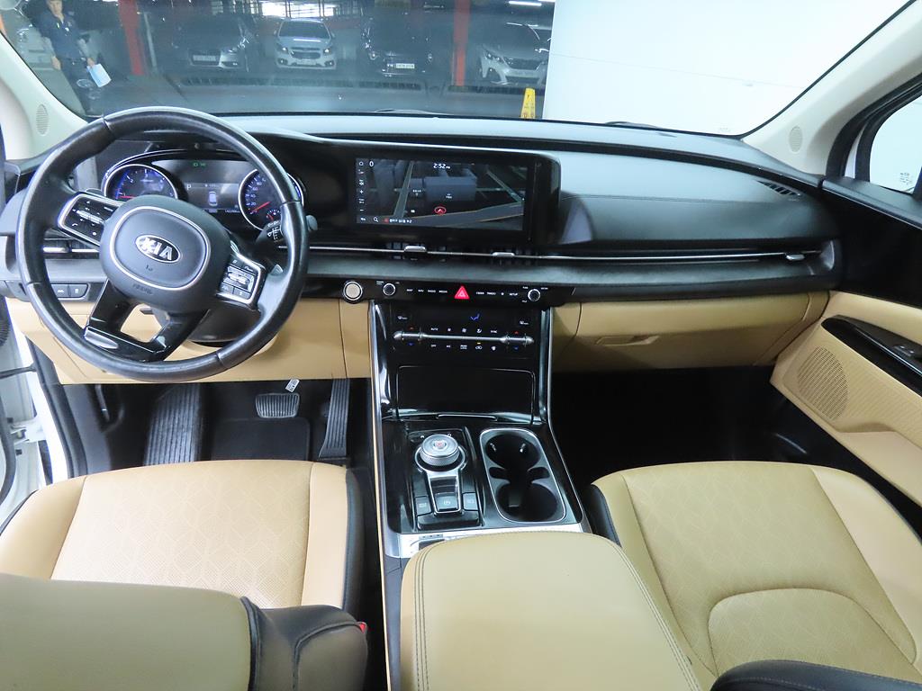 KIA Carnival - Vista 7