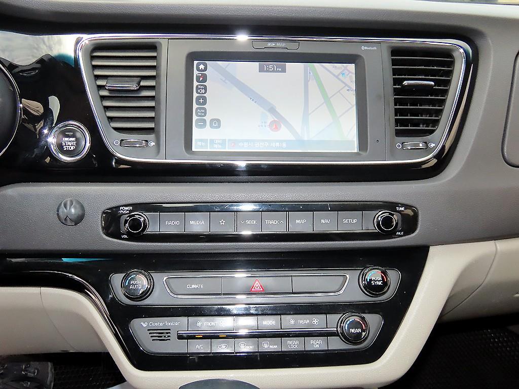 KIA Carnival 2018 - Importación desde Corea - HF Imports Iquique - Foto 14