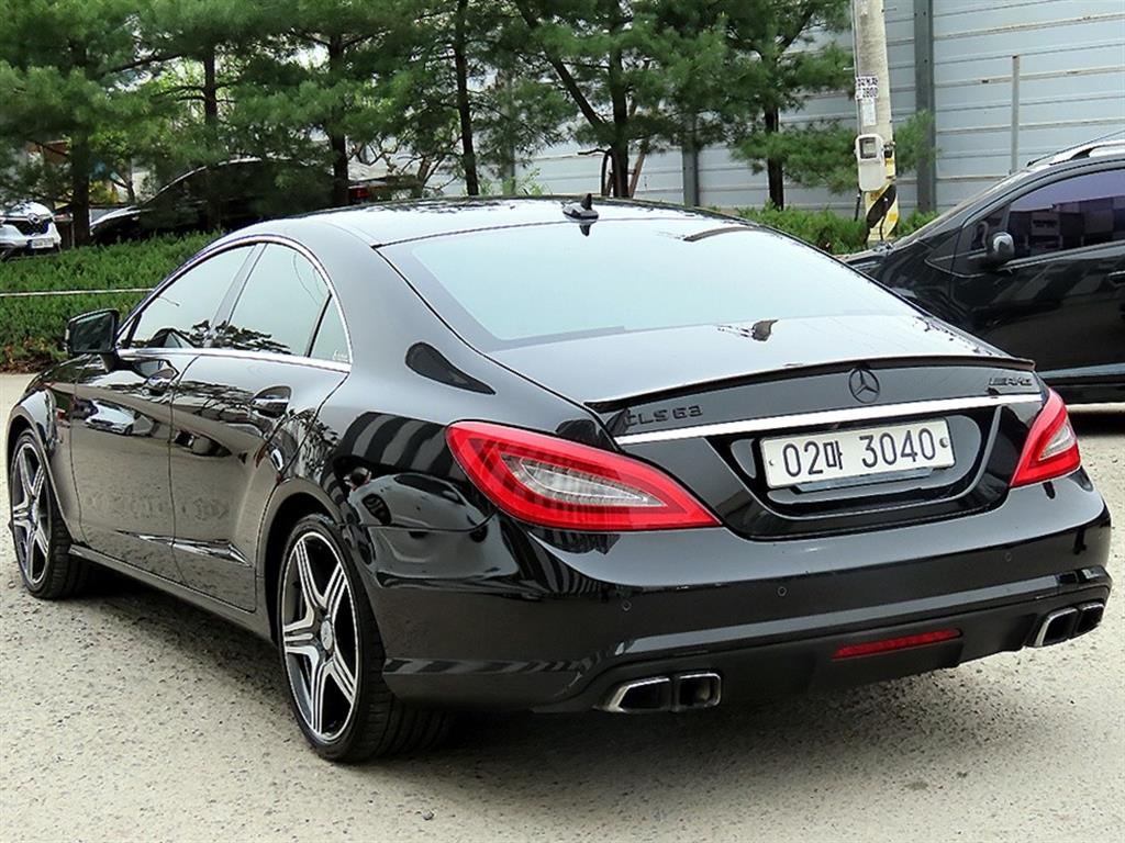 Mercedes Benz CLS Class - Vista 3