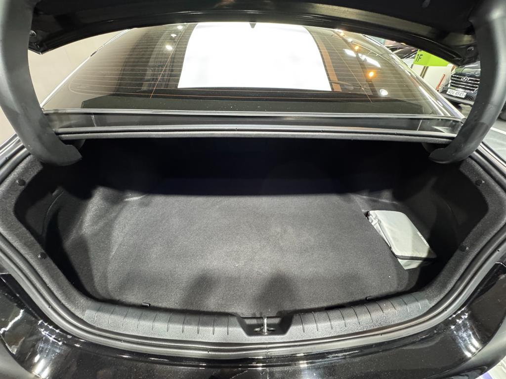 KIA K5 2022 Negro - Importación desde Corea - HF Imports Iquique - Foto 16