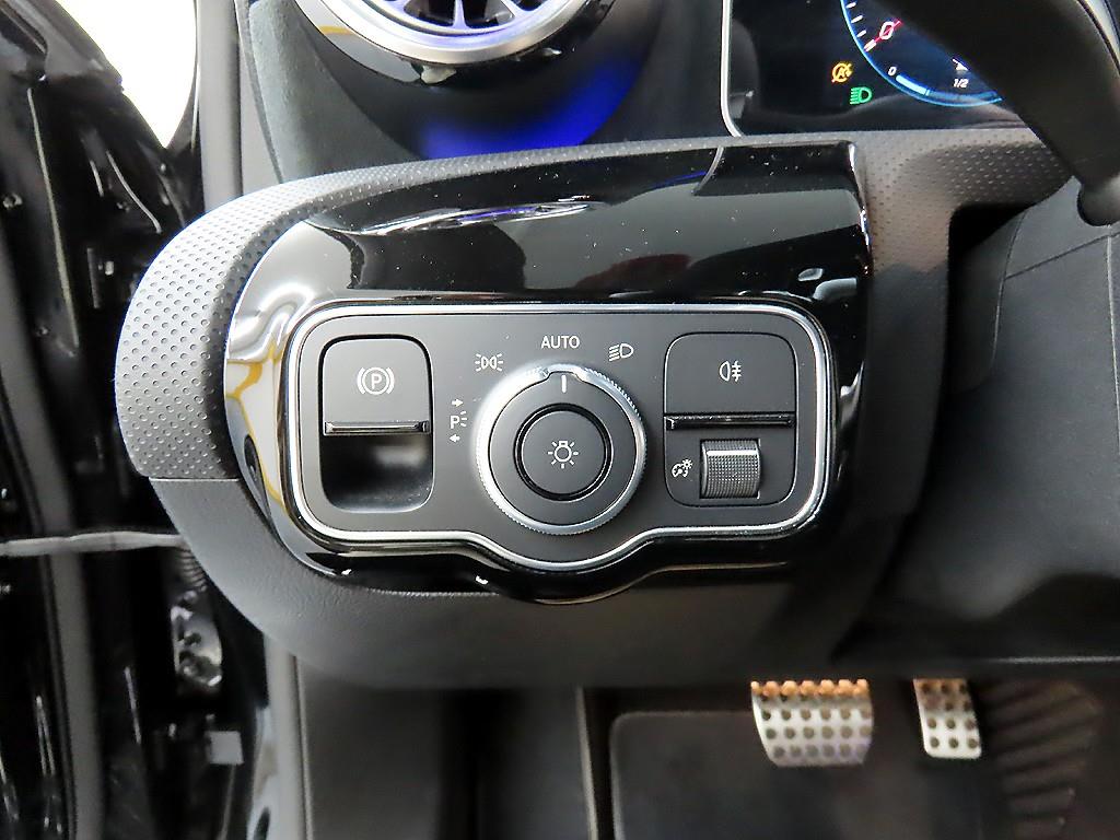 Mercedes Benz A Class - Vista 12