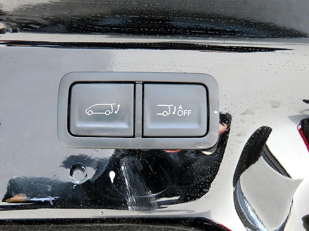HYUNDAI Staria 2022 Negro - Importación desde Corea - HF Imports Iquique - Foto 17