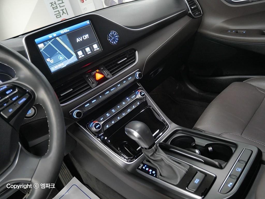 HYUNDAI Grandeur - Vista 8