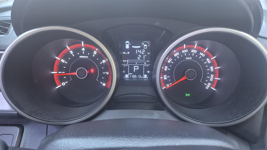 Ssangyong Tivoli - Vista 8