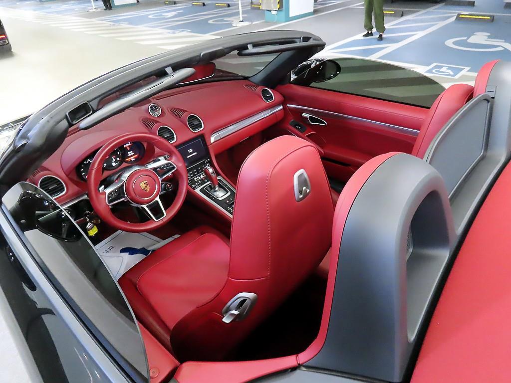 Porsche 718 2022 Negro - Importación desde Corea - HF Imports Iquique - Foto 14