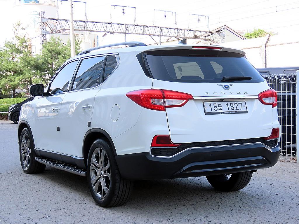 Ssangyong Rexton - Vista 3