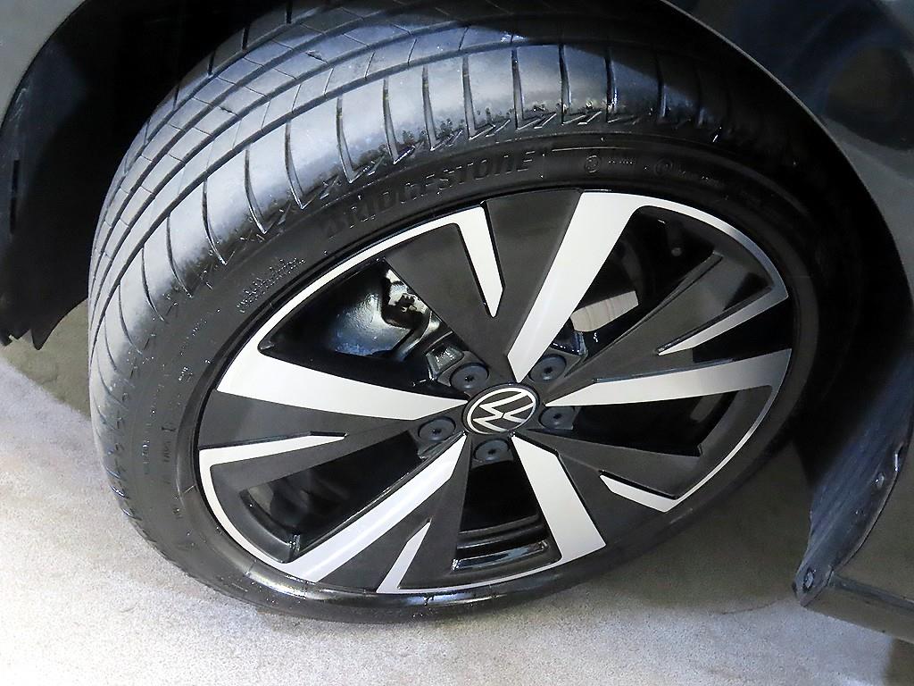 Volkswagen Golf 2026 Negro - Importación desde Corea - HF Imports Iquique - Foto 20