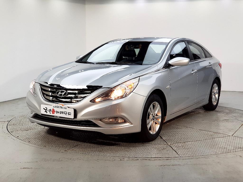 HYUNDAI Sonata 2011 Plateado - Importación desde Corea - HF Imports Iquique - Foto 1