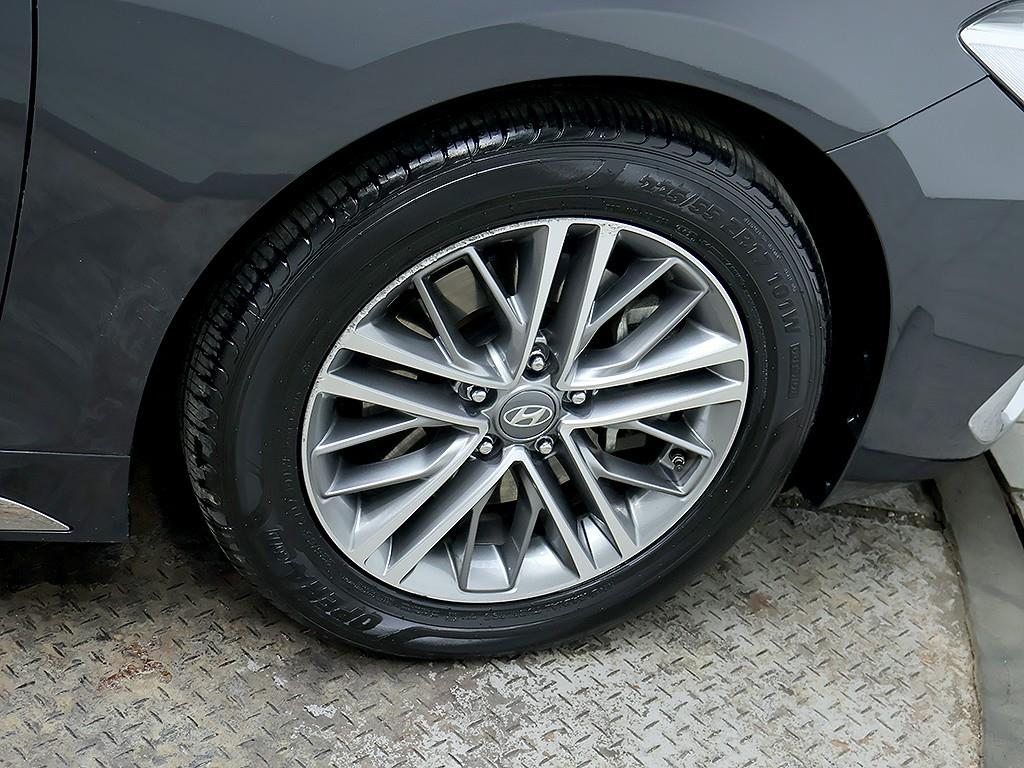 HYUNDAI Grandeur 2018 Gris - Importación desde Corea - HF Imports Iquique - Foto 8