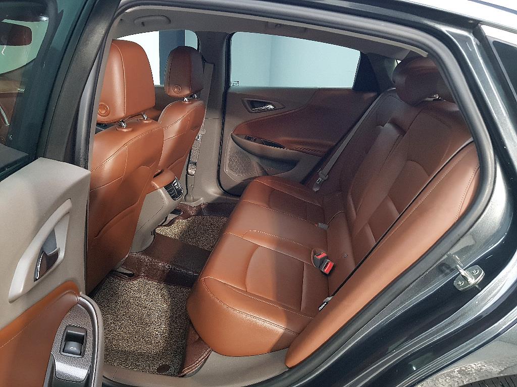 Chevrolet Malibu - Vista 8