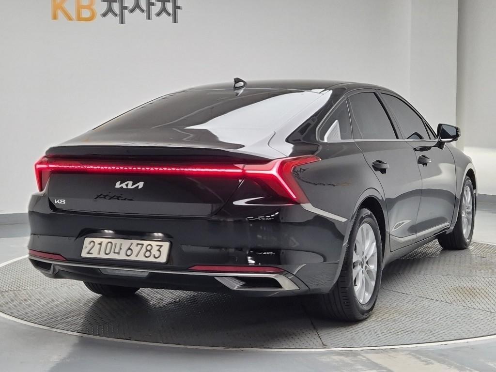 KIA K8 - Vista 4