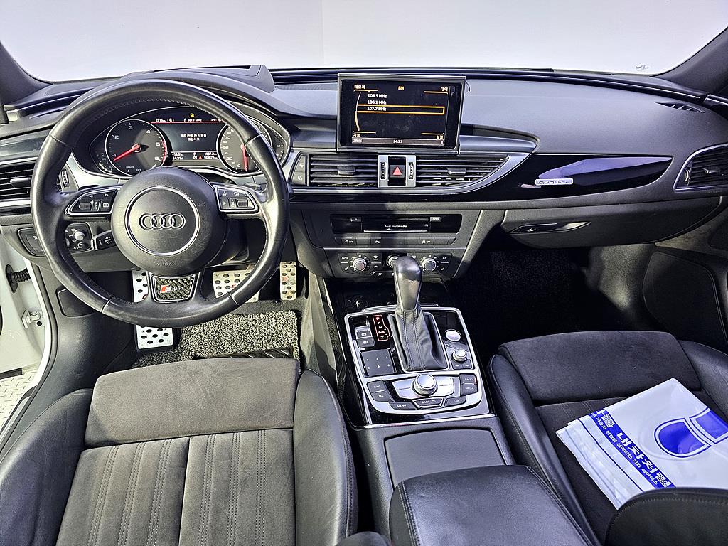 Audi A6 - Vista 5