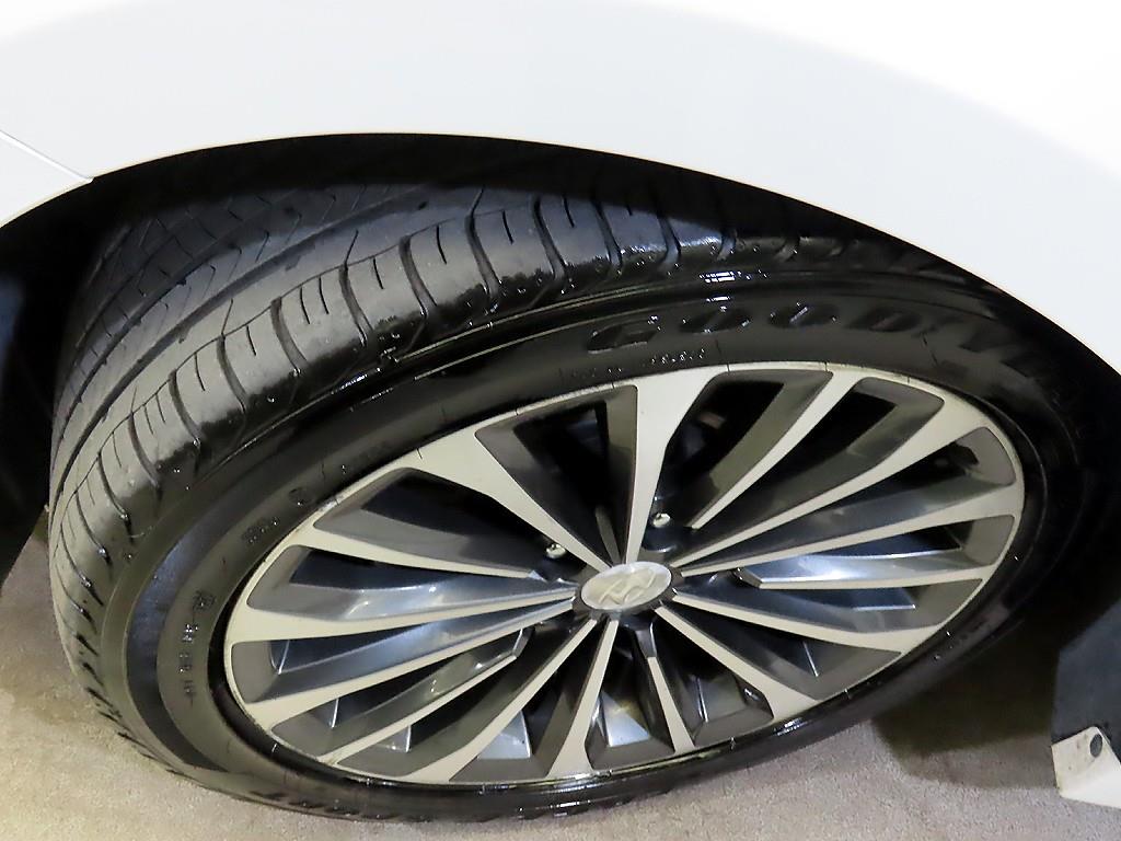 HYUNDAI Grandeur 2013 Blanco - Importación desde Corea - HF Imports Iquique - Foto 20