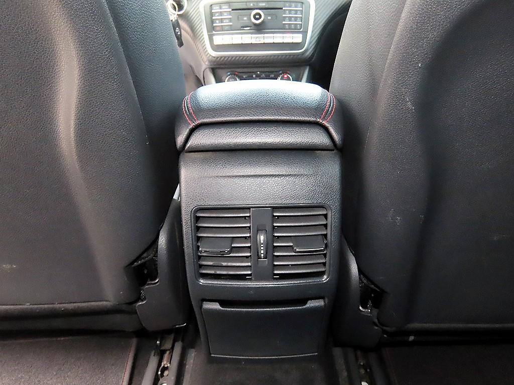 Mercedes Benz A Class 2016 Blanco - Importación desde Corea - HF Imports Iquique - Foto 16
