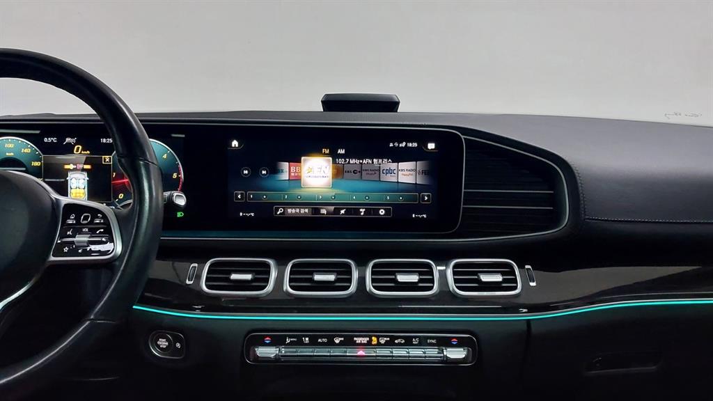 Mercedes Benz GLE Class - Vista 9