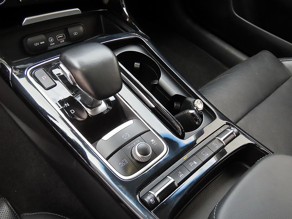 KIA Stinger - Vista 11