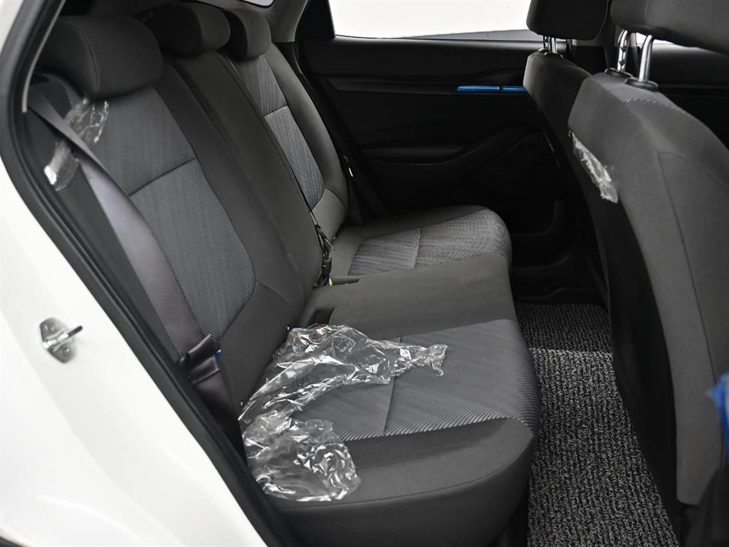 KIA Seltos - Vista 11