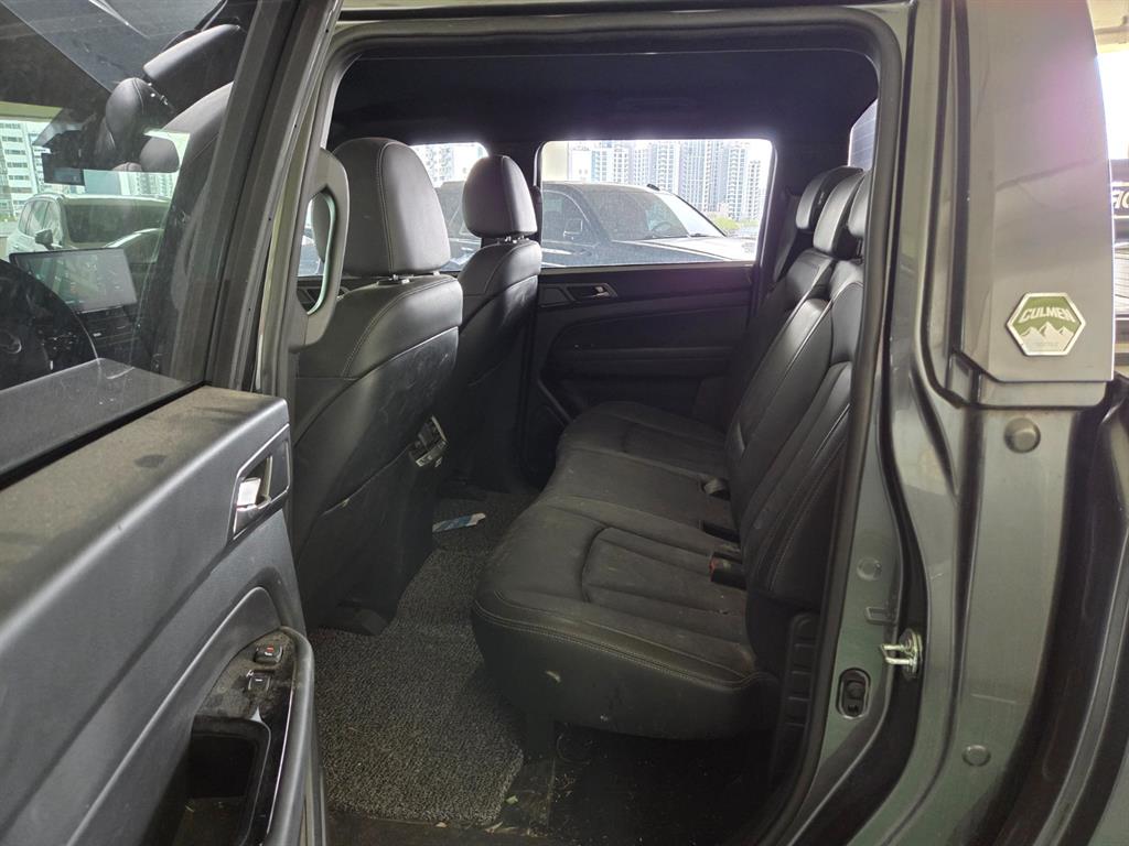 Ssangyong Rexton - Vista 7