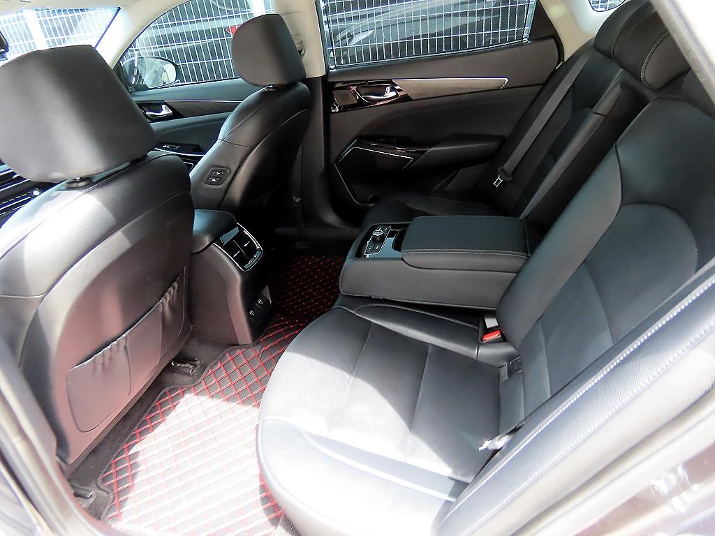 KIA K7 - Vista 6
