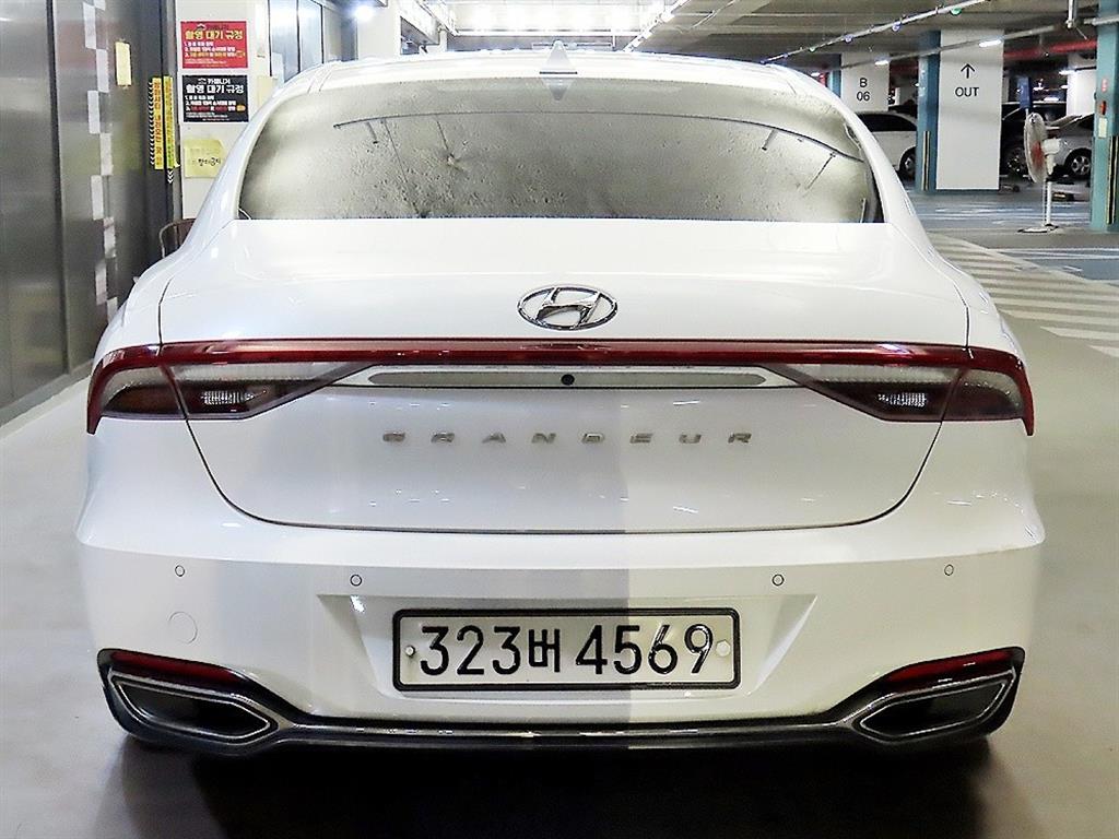 HYUNDAI Grandeur - Vista 5