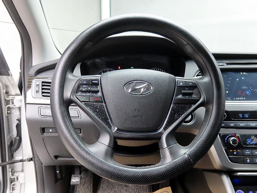 HYUNDAI Sonata - Vista 9