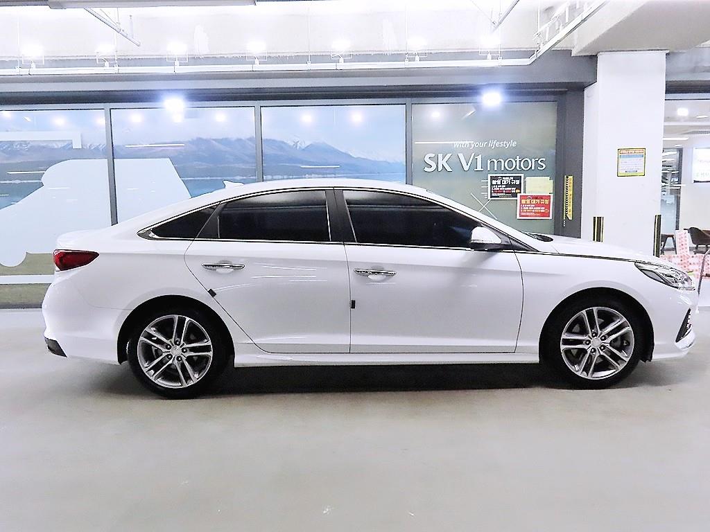 HYUNDAI Sonata - Vista 3