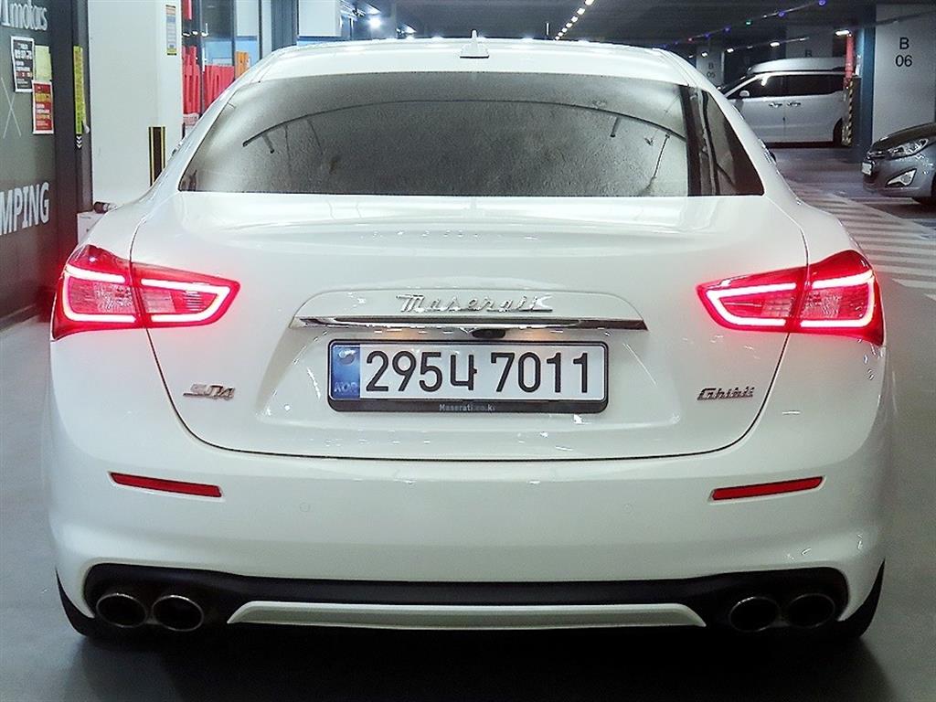 Maserati Ghibli - Vista 5