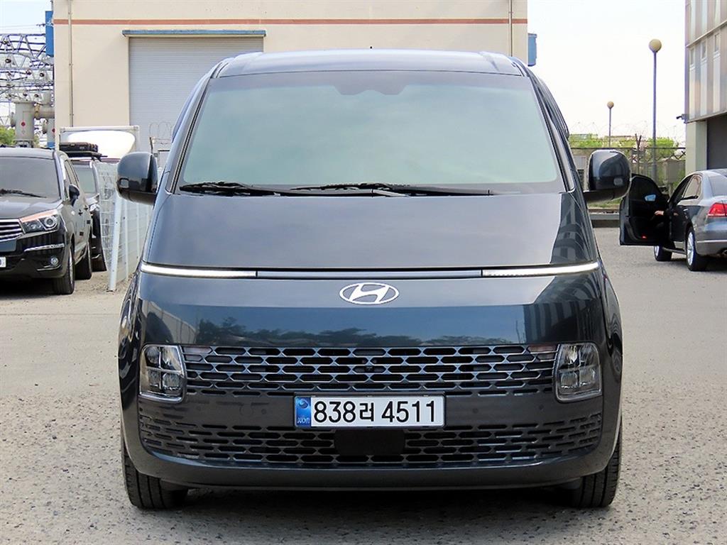 HYUNDAI Staria 2025 Gris - Importación desde Corea - HF Imports Iquique - Foto 1