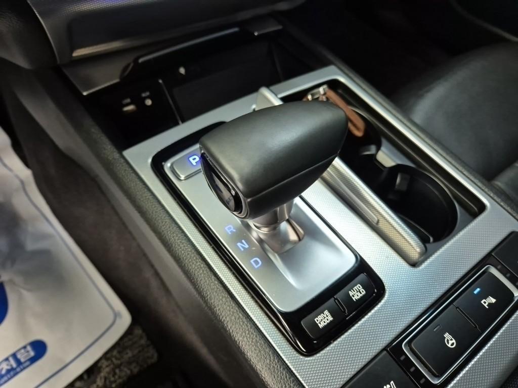 Genesis G80 - Vista 8