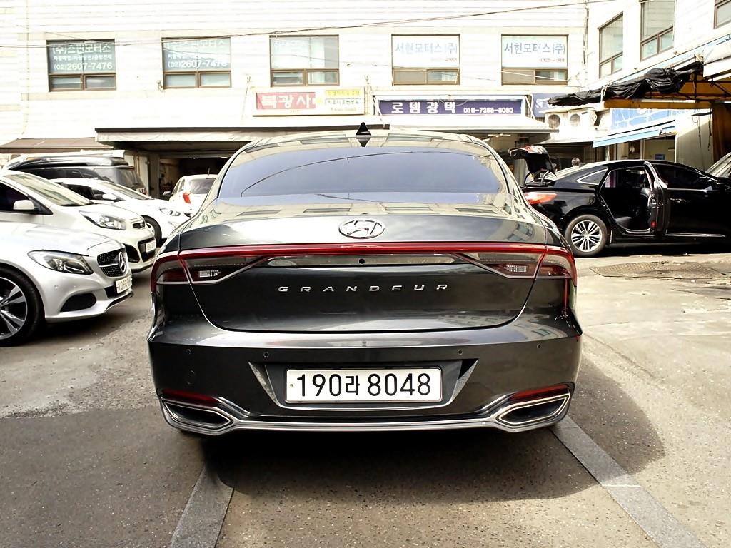 HYUNDAI Grandeur - Vista 4