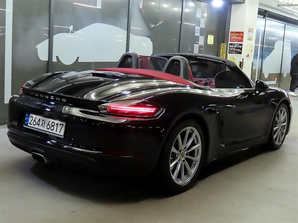 Porsche 718 - Vista 9