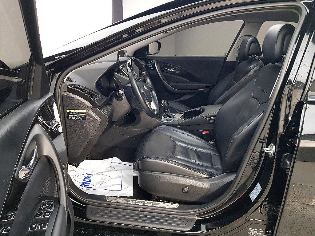 HYUNDAI Grandeur - Vista 8