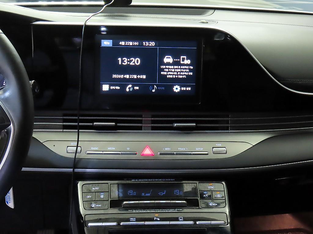 HYUNDAI Grandeur - Vista 11