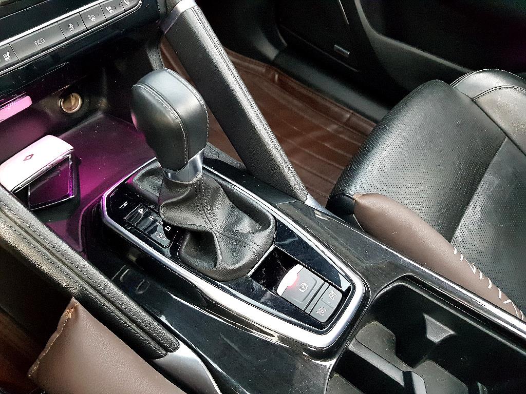 SAMSUNG QM6 - Vista 12