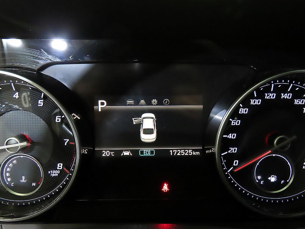 HYUNDAI Grandeur - Vista 9