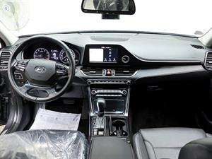 HYUNDAI Grandeur - Vista 10