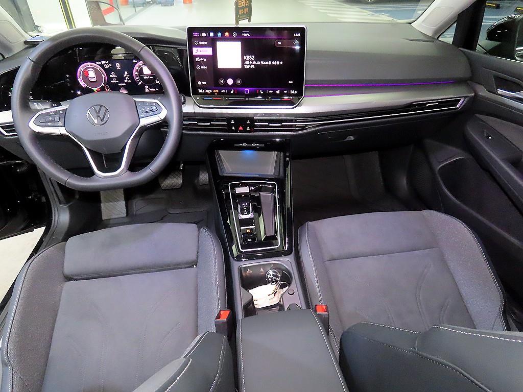 Volkswagen Golf - Vista 10